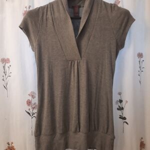Women's Gray V-Neck Top